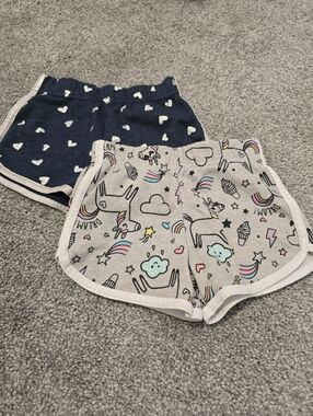 Girls Shorts Bundle Unicorn Hearts‎ Blue Gray Size Toddler 2T